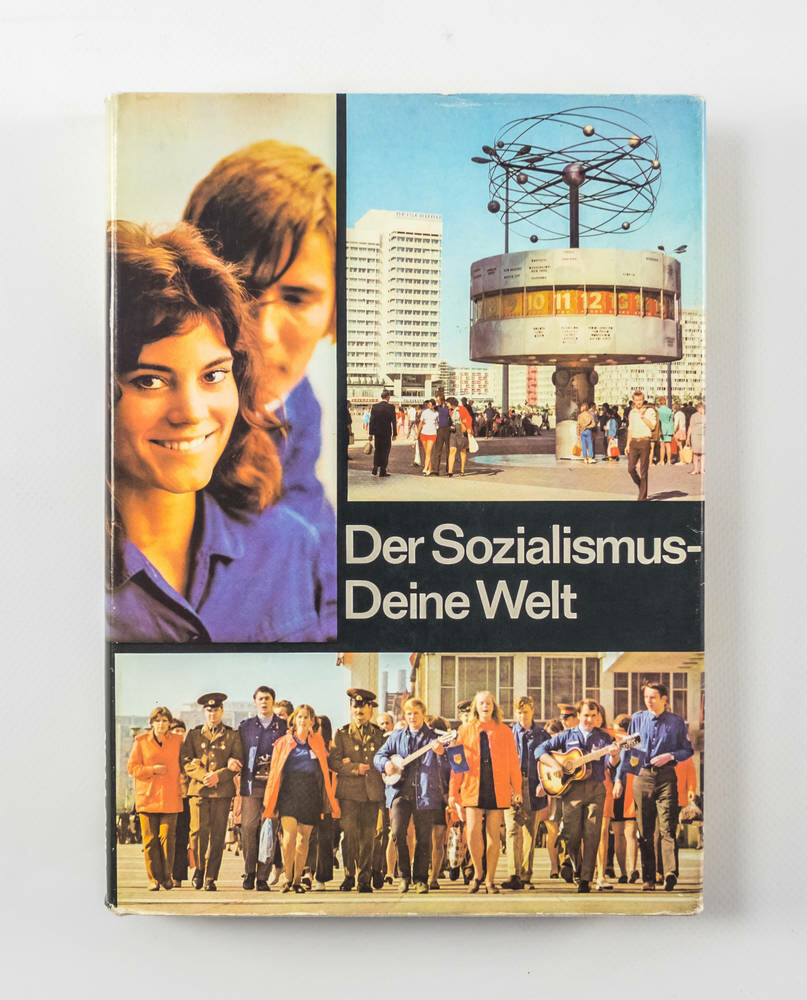 Buch Der Sozialismus Deine Welt DDR Museum Berlin